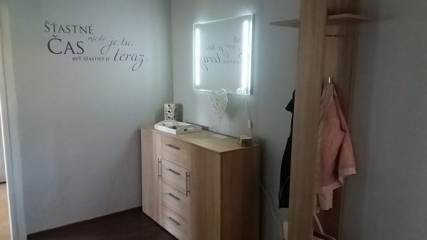 Šťastné miesto je tu - nálepka na stenu - Image 4